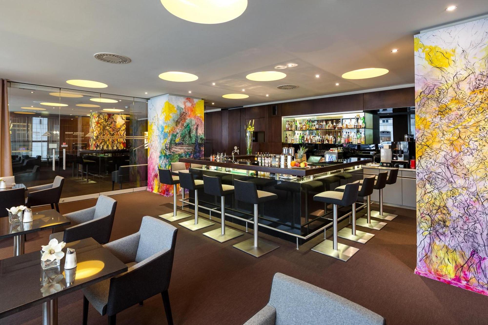 Austria Trend Hotel Europa Wien Екстериор снимка