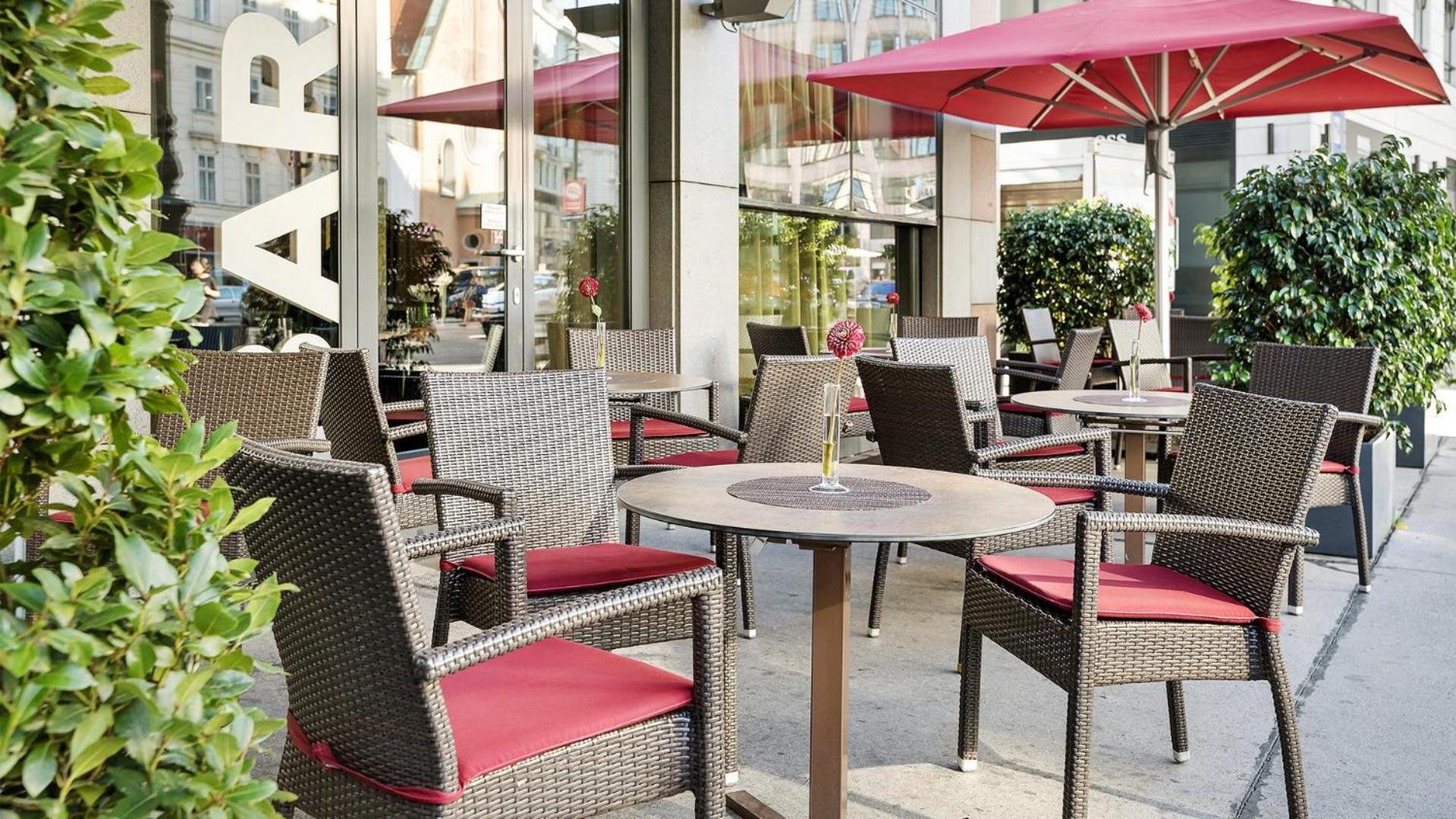 Austria Trend Hotel Europa Wien Екстериор снимка
